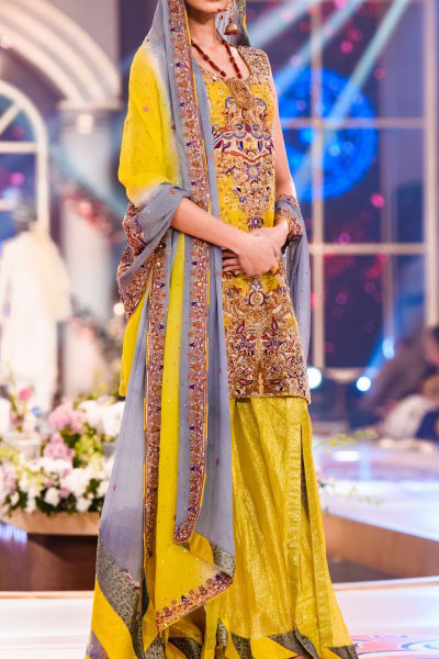 Best Mehndi Dresses For Pakistani Brides